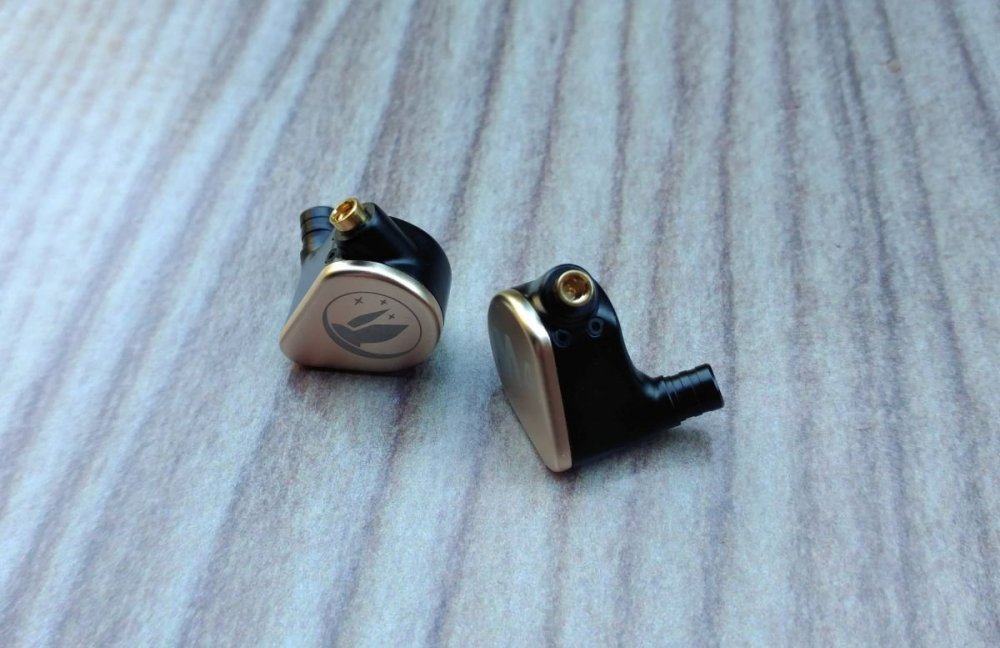Fir Audio M4 #3.jpg